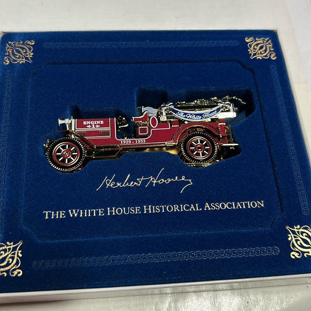 The White House Historical Association Christmas ornament 2016